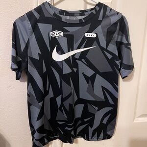 Nike soccer tee